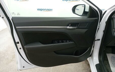 Hyundai Elantra VI рестайлинг, 2019 год, 1 390 000 рублей, 9 фотография