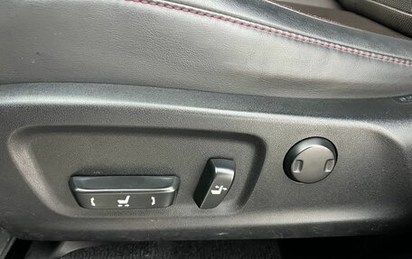 Lexus RX IV рестайлинг, 2016 год, 3 650 000 рублей, 19 фотография