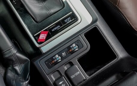 Toyota Land Cruiser Prado 150 рестайлинг 2, 2017 год, 5 879 000 рублей, 19 фотография