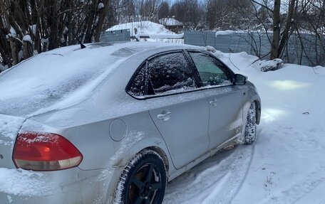 Volkswagen Polo VI (EU Market), 2011 год, 550 000 рублей, 3 фотография