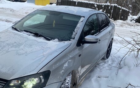 Volkswagen Polo VI (EU Market), 2011 год, 550 000 рублей, 4 фотография