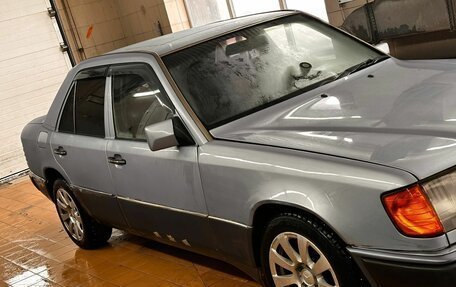 Mercedes-Benz E-Класс, 1992 год, 35 000 рублей, 4 фотография