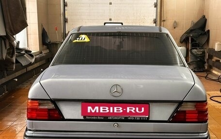 Mercedes-Benz E-Класс, 1992 год, 35 000 рублей, 2 фотография