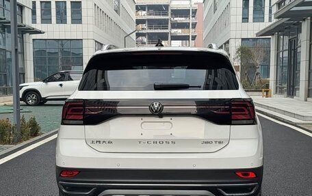 Volkswagen T-Cross I, 2022 год, 1 790 000 рублей, 5 фотография