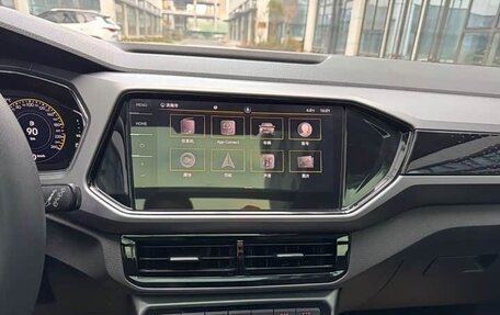 Volkswagen T-Cross I, 2022 год, 1 790 000 рублей, 16 фотография