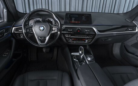 BMW 5 серия, 2017 год, 2 790 000 рублей, 6 фотография