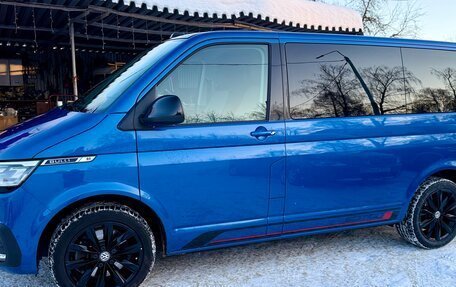 Volkswagen Caravelle T6 рестайлинг, 2020 год, 5 550 000 рублей, 4 фотография