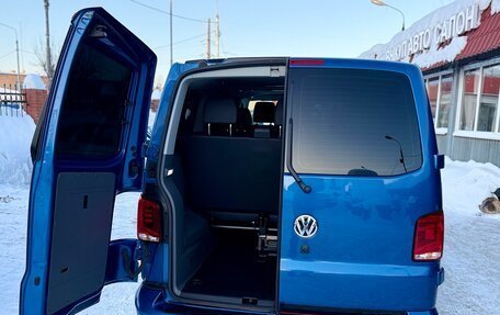 Volkswagen Caravelle T6 рестайлинг, 2020 год, 5 550 000 рублей, 10 фотография