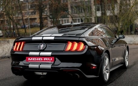 Ford Mustang VI рестайлинг, 2020 год, 3 450 000 рублей, 9 фотография