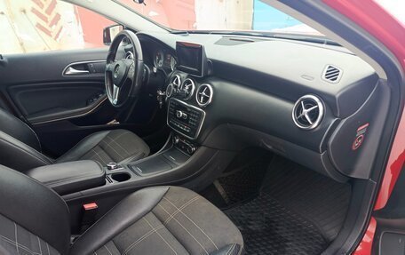 Mercedes-Benz A-Класс, 2013 год, 890 000 рублей, 6 фотография