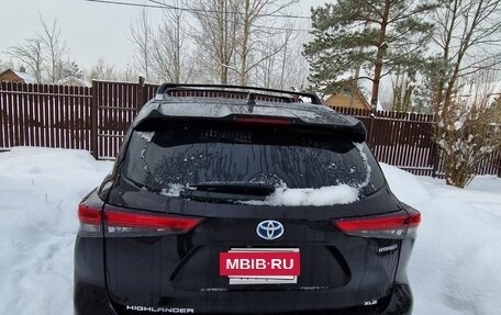 Toyota Highlander, 2021 год, 4 700 000 рублей, 5 фотография