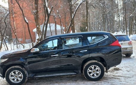 Mitsubishi Pajero Sport III рестайлинг, 2019 год, 2 900 000 рублей, 3 фотография