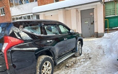 Mitsubishi Pajero Sport III рестайлинг, 2019 год, 2 900 000 рублей, 6 фотография