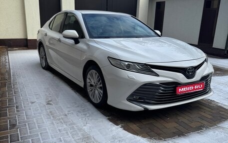 Toyota Camry, 2019 год, 2 520 000 рублей, 1 фотография