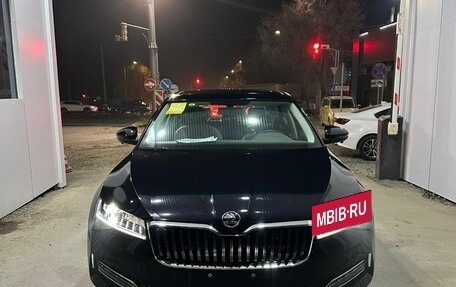 Skoda Superb III рестайлинг, 2025 год, 2 390 133 рублей, 2 фотография