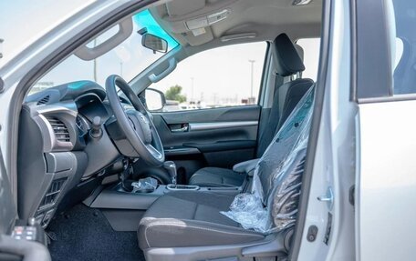 Toyota Hilux VIII, 2025 год, 5 020 000 рублей, 10 фотография