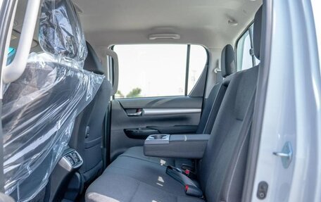 Toyota Hilux VIII, 2025 год, 5 020 000 рублей, 14 фотография