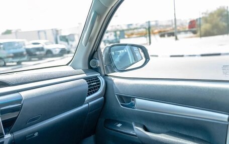 Toyota Hilux VIII, 2025 год, 5 020 000 рублей, 11 фотография