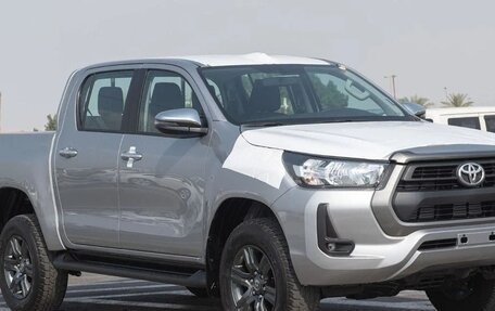 Toyota Hilux VIII, 2025 год, 5 020 000 рублей, 24 фотография