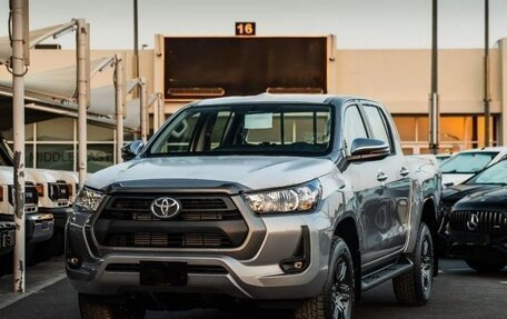 Toyota Hilux VIII, 2025 год, 5 020 000 рублей, 22 фотография