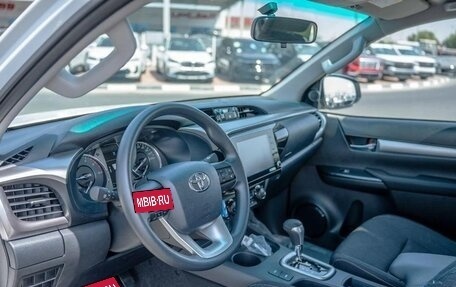 Toyota Hilux VIII, 2025 год, 5 020 000 рублей, 20 фотография
