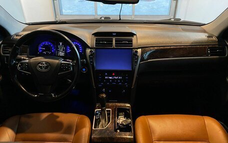 Toyota Camry, 2016 год, 2 099 000 рублей, 9 фотография