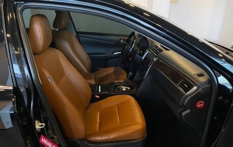 Toyota Camry, 2016 год, 2 099 000 рублей, 29 фотография