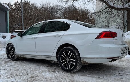 Volkswagen Passat B8 рестайлинг, 2016 год, 1 790 000 рублей, 2 фотография