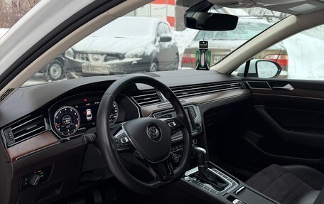 Volkswagen Passat B8 рестайлинг, 2016 год, 1 790 000 рублей, 11 фотография
