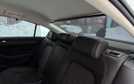 Volkswagen Passat B8 рестайлинг, 2016 год, 1 790 000 рублей, 14 фотография