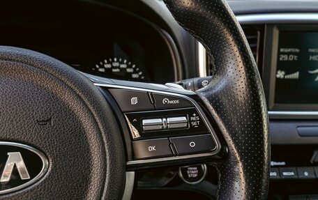 KIA Sportage IV рестайлинг, 2020 год, 2 750 000 рублей, 18 фотография