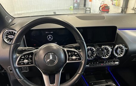 Mercedes-Benz GLA, 2020 год, 3 050 000 рублей, 13 фотография