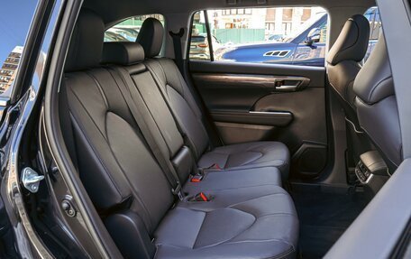 Toyota Highlander, 2025 год, 5 630 000 рублей, 7 фотография