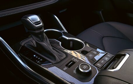 Toyota Highlander, 2025 год, 5 630 000 рублей, 15 фотография