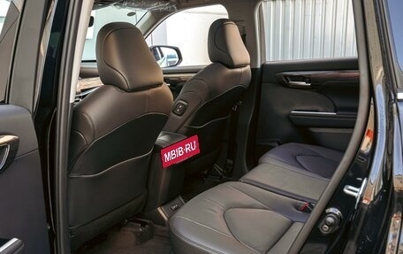 Toyota Highlander, 2025 год, 5 630 000 рублей, 13 фотография