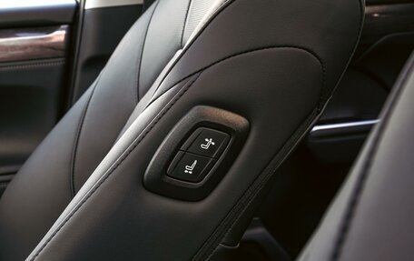 Toyota Highlander, 2025 год, 5 630 000 рублей, 24 фотография