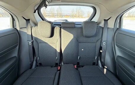 Honda Vezel, 2023 год, 2 192 000 рублей, 12 фотография