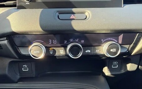 Honda Vezel, 2023 год, 2 192 000 рублей, 17 фотография