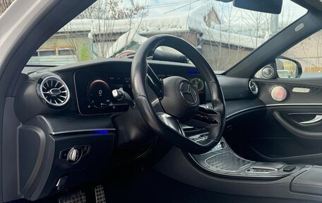 Mercedes-Benz E-Класс, 2021 год, 4 790 000 рублей, 4 фотография