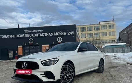Mercedes-Benz E-Класс, 2021 год, 4 790 000 рублей, 2 фотография