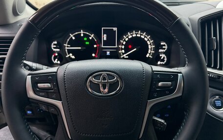 Toyota Land Cruiser 200, 2019 год, 5 750 000 рублей, 10 фотография