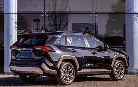 Toyota RAV4, 2025 год, 4 695 000 рублей, 6 фотография