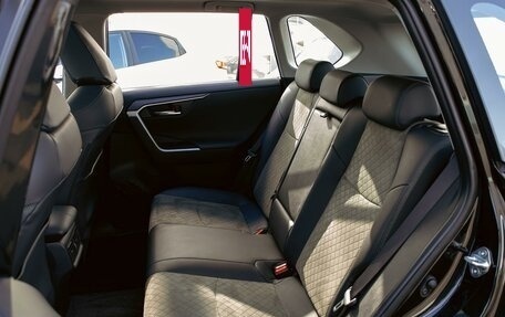 Toyota RAV4, 2025 год, 4 695 000 рублей, 18 фотография