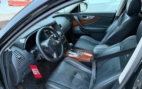 Infiniti QX70, 2013 год, 1 875 000 рублей, 9 фотография