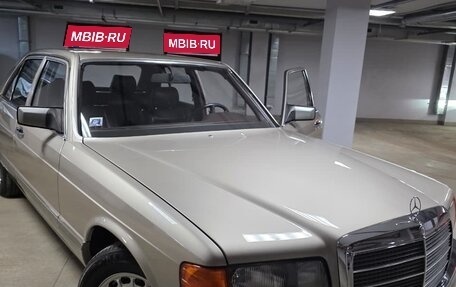 Mercedes-Benz S-Класс, 1985 год, 10 000 000 рублей, 1 фотография