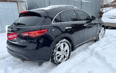 Infiniti QX70, 2013 год, 1 875 000 рублей, 18 фотография