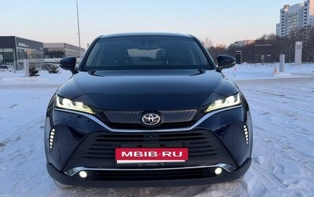 Toyota Harrier, 2021 год, 4 000 000 рублей, 17 фотография
