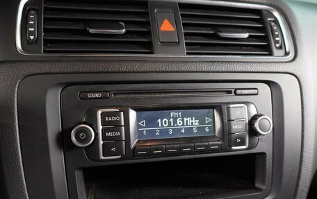 Volkswagen Jetta VI, 2013 год, 799 000 рублей, 13 фотография