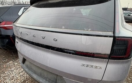 Volvo XC70, 2025 год, 6 400 000 рублей, 12 фотография