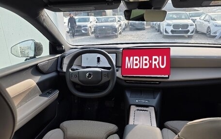 Volvo XC70, 2025 год, 6 400 000 рублей, 13 фотография